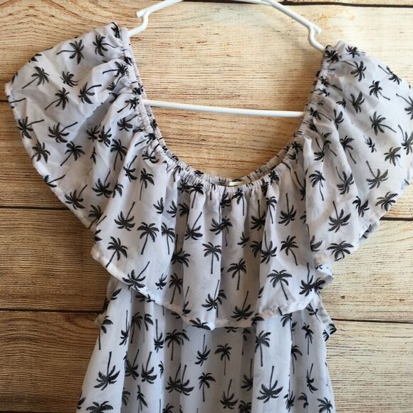 MIKEN SWIM ON/OFF SHOULDER COVERUP - Picture 2 of 5